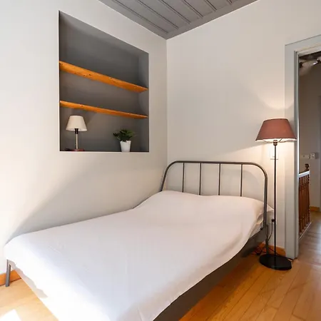 Apartamento Beautifully Renovated House W 3 B-rooms @ Cihangir